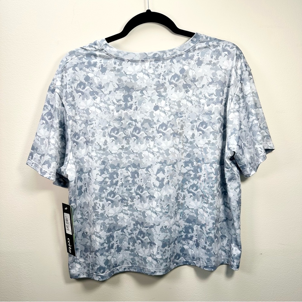 Women's Philadelphia Eagles Certo Gray Cropped Turnout Shirt, Medium - Picture 4 of 11